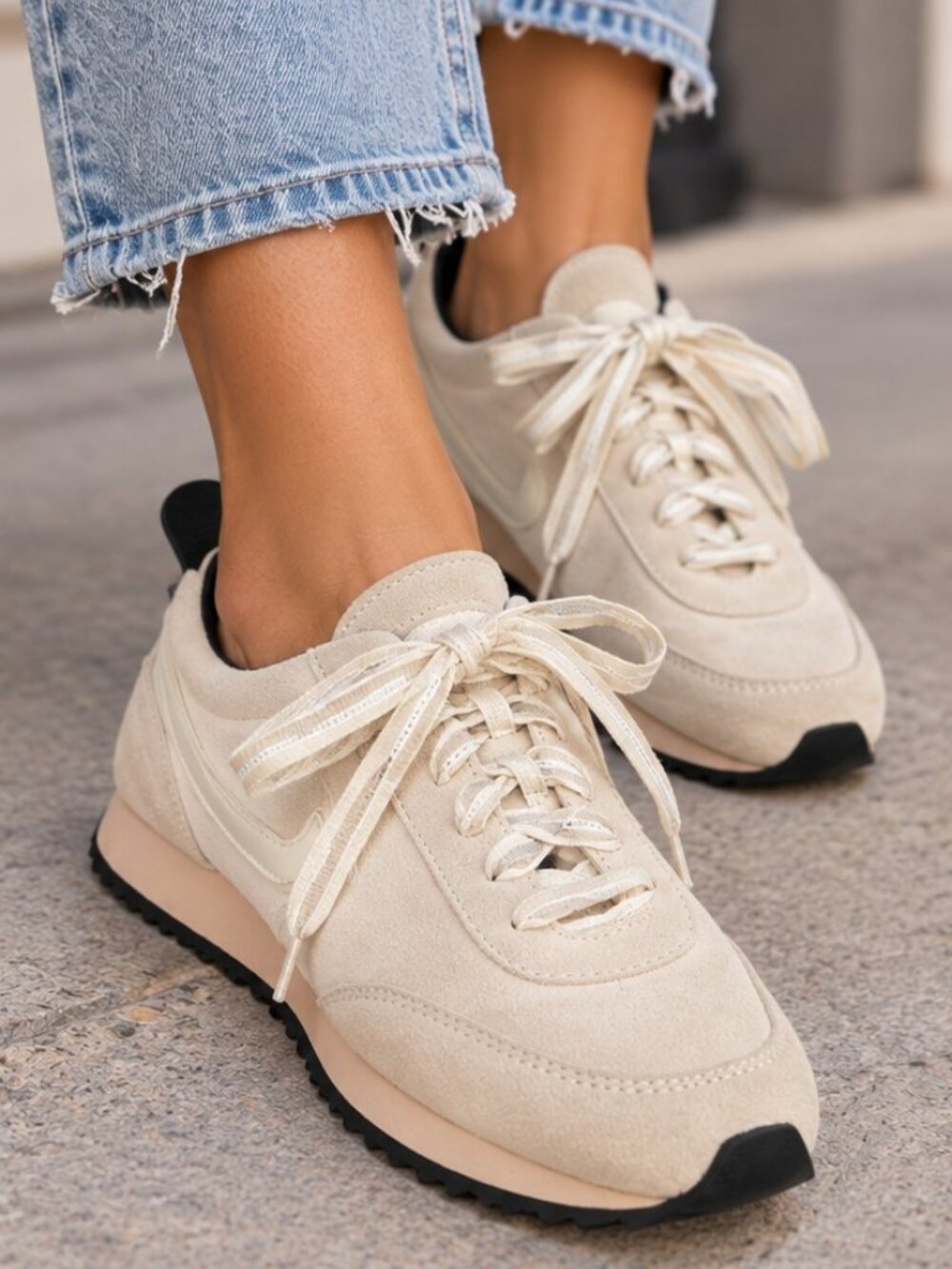 Rag & Bone Retro Runner Suede Sneakers Size 8 Sand Black GUC